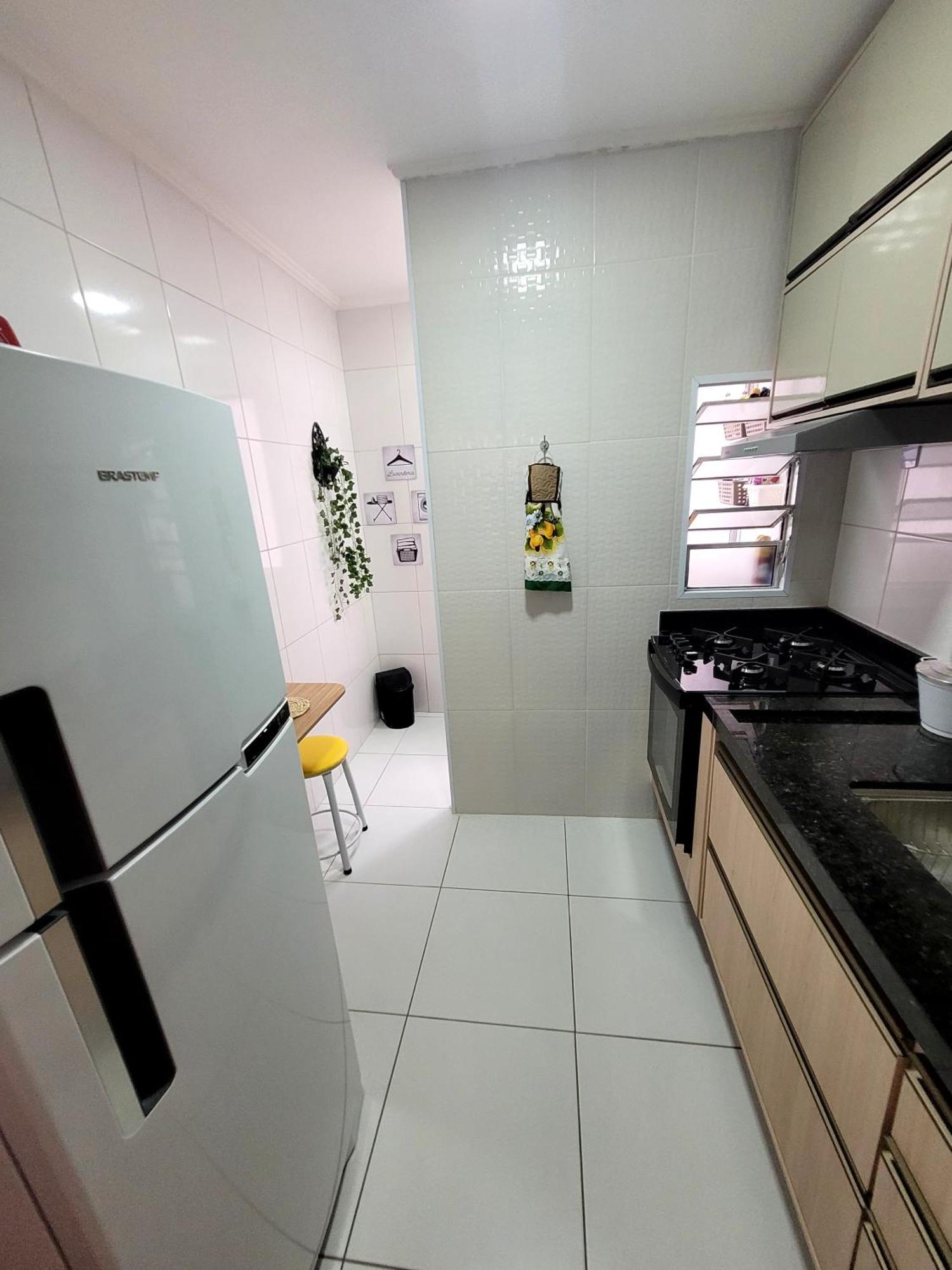 90m Da Praia, Com Estacionamento No Local, Wifi Gratis, Proximo Ao Shopping E Centro Da Apartamento Praia Grande (Santos)